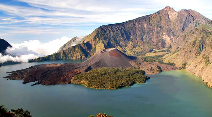 Volcan Rinjani: l’un des plus beaux endroits d’Indonésie