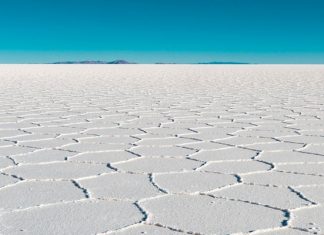 Salar d’Uyuni : le plus grand miroir du monde !