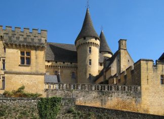 Château de Puymartin : l’un des châteaux les plus célèbres de la Dordogne